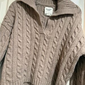 Abercrombie & Fitch Beige Cable Knit Cardigan